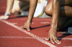 开云体育在线-绝境中的银黑风暴，2005年NBA总决赛第五战，马刺如何逆转步行者书写传奇