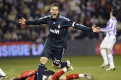 开云体育APP下载-红魔铁腰定乾坤，卡塞米罗一锤定音，英格兰争议绝杀背后的足球哲学