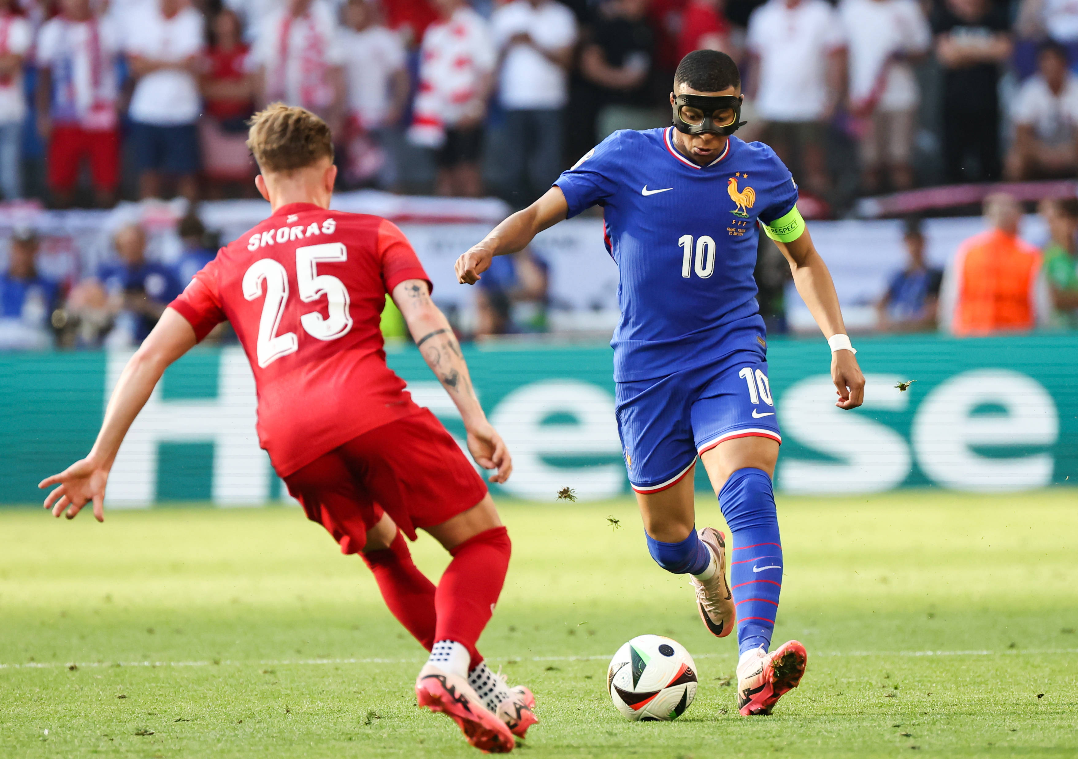 法国击溃意大利，连胜欧洲国家杯预选赛小组赛