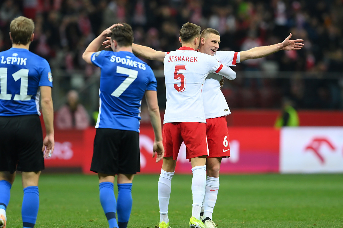 法兰克福主场力克汉堡，取得连胜