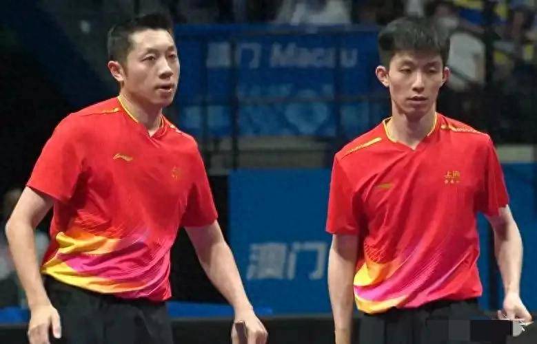 包含法国队逆转英格兰队，许昕统治全场的词条